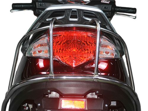 3 Rear Taillights 3 Rear Taillights